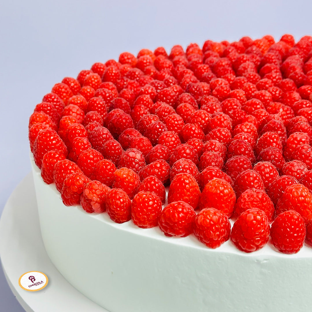 Premium Raspberry cake