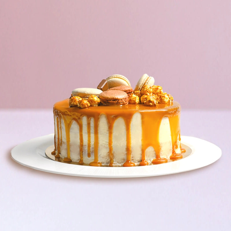 Macaron Caramel Cake