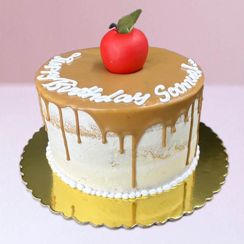 Creamy Cake With Fondant Design