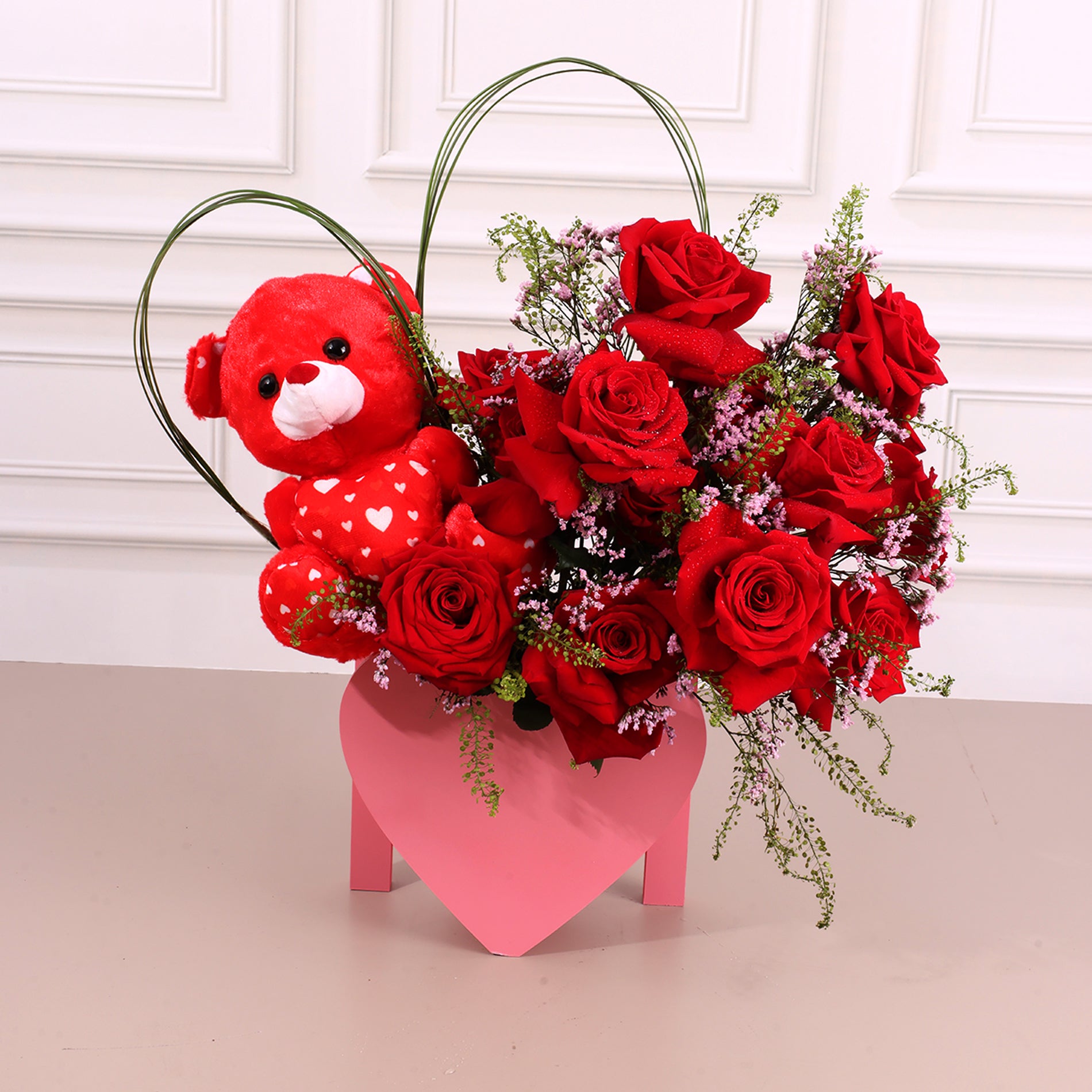 Blooms Love Gifts 924