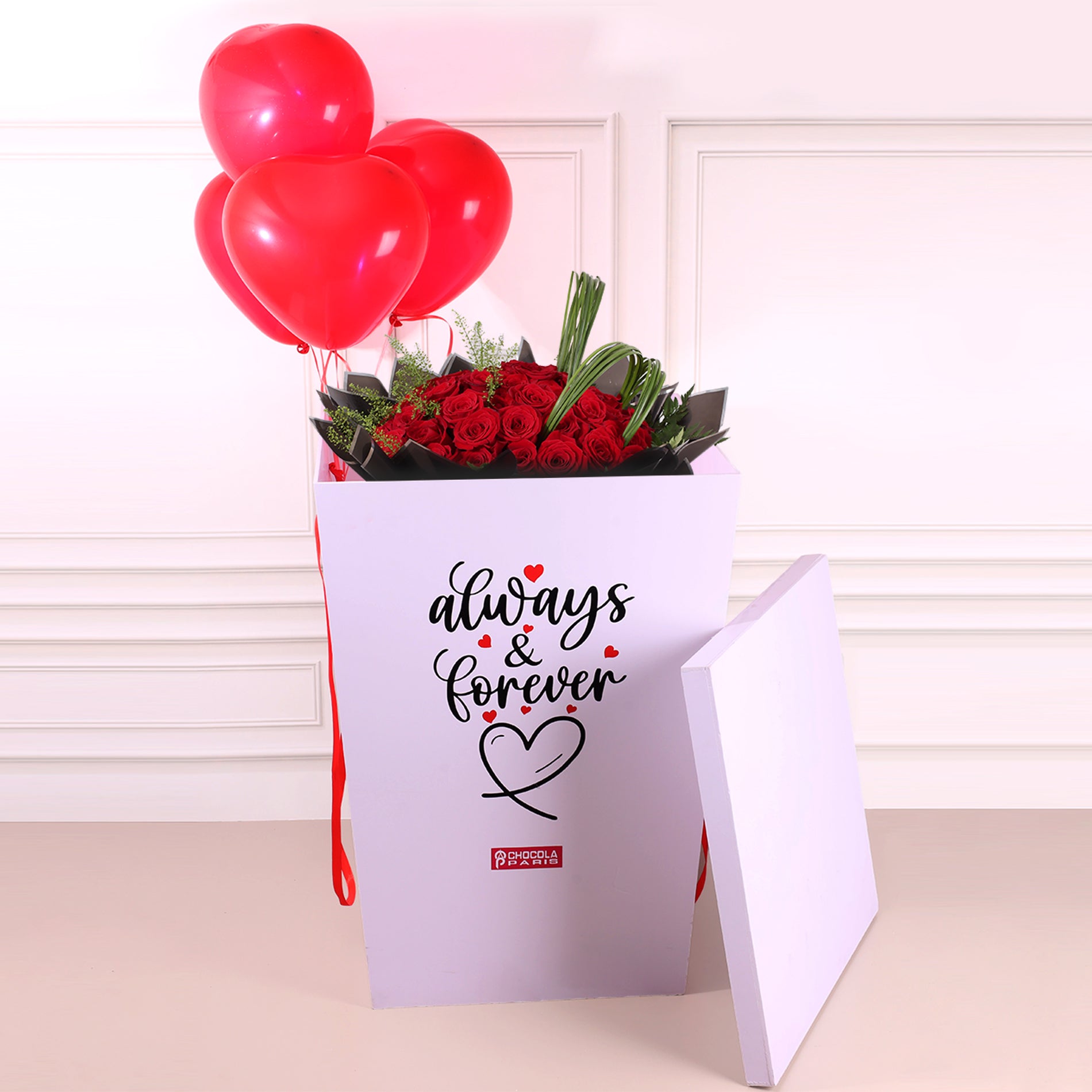 Signature Love Surprises Gift Box 933