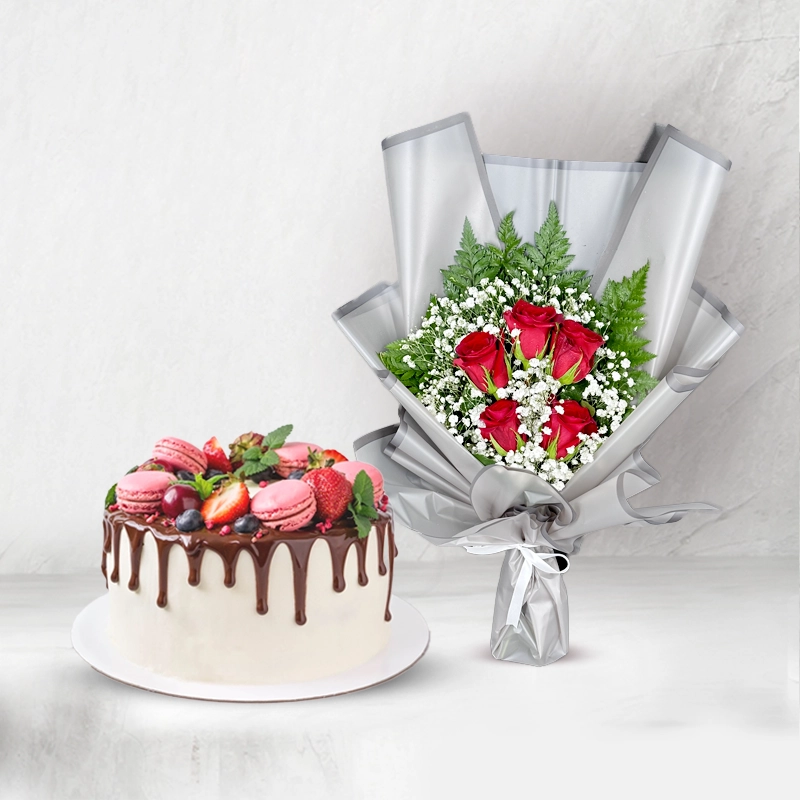 Macaron Cake With Rose Bouquet