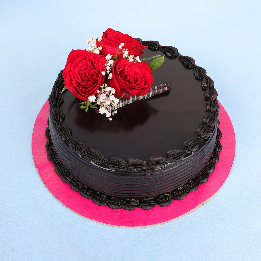 Dark Chocolate Cake in Qatar