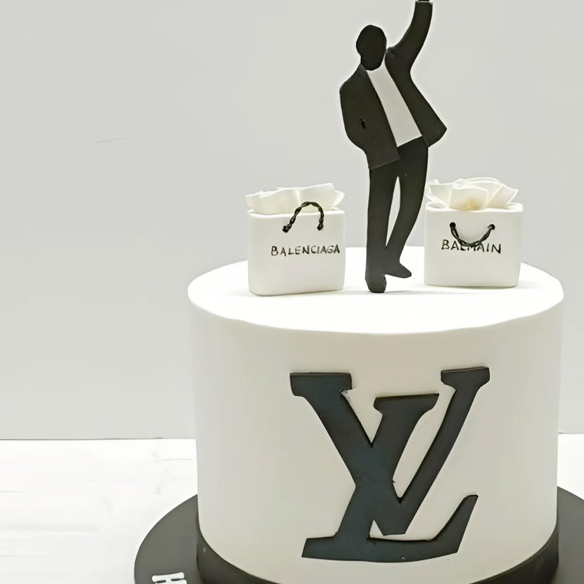 Handsome Man’s LV Cake