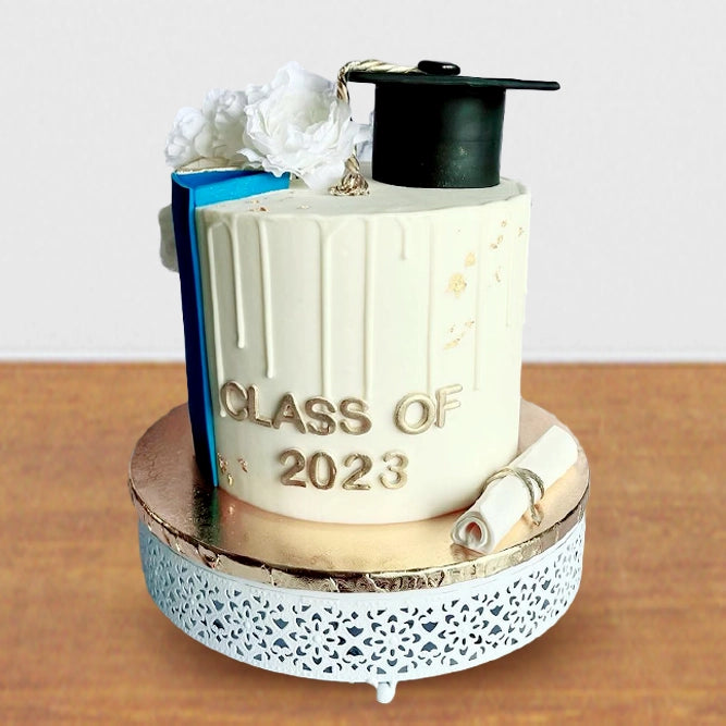 Lovely White Graduation Day Cake