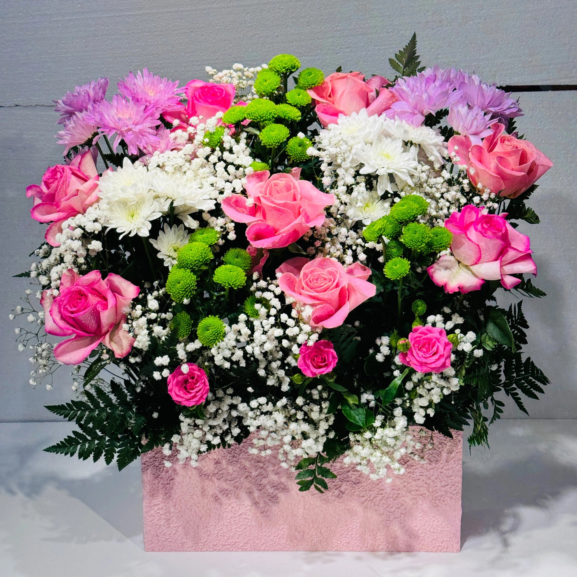 Pretty Pink Roses and chrysanthemums floral Arrangement