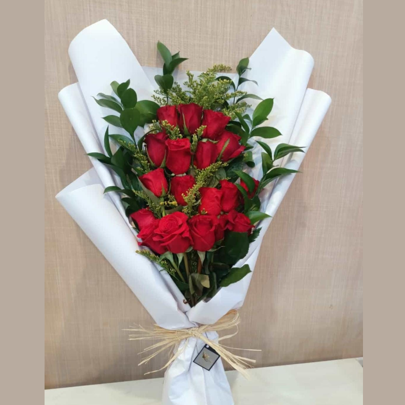 Red White Bouquet in Qatar