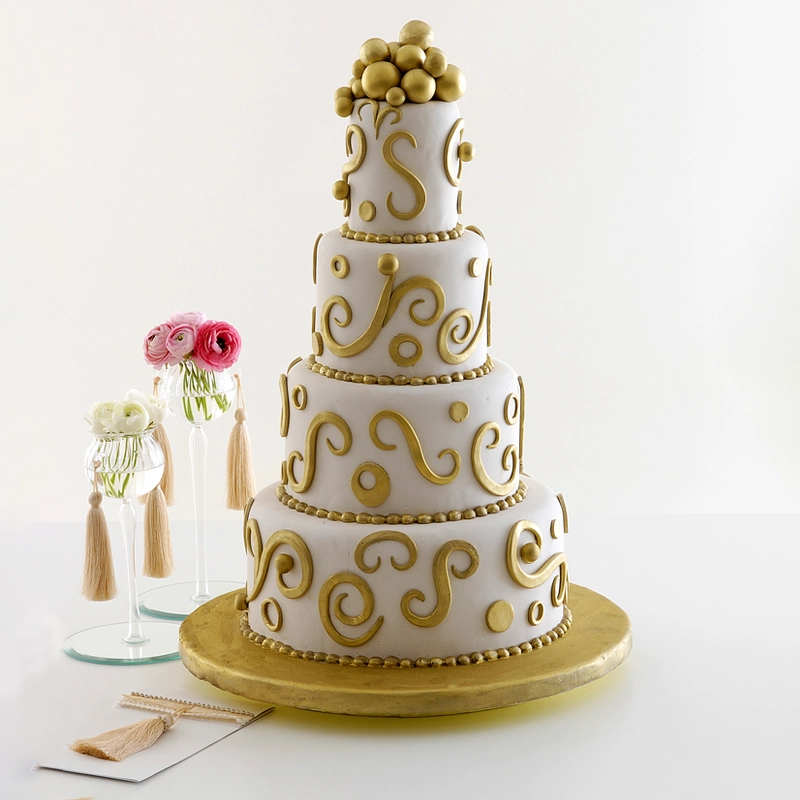 Grand White Wedding Day Cake in Qatar