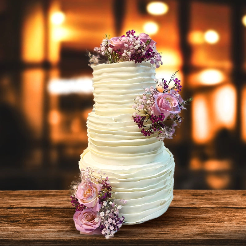 Delicious Three-Tier Wedding day Cake