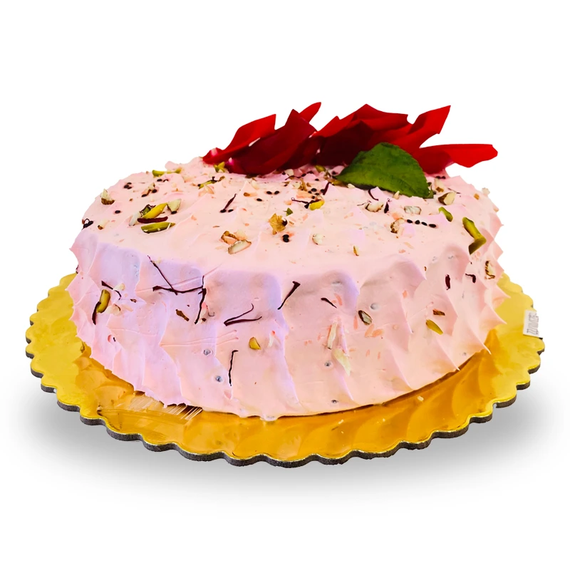 Creamy Strawberry Cake in Qatar