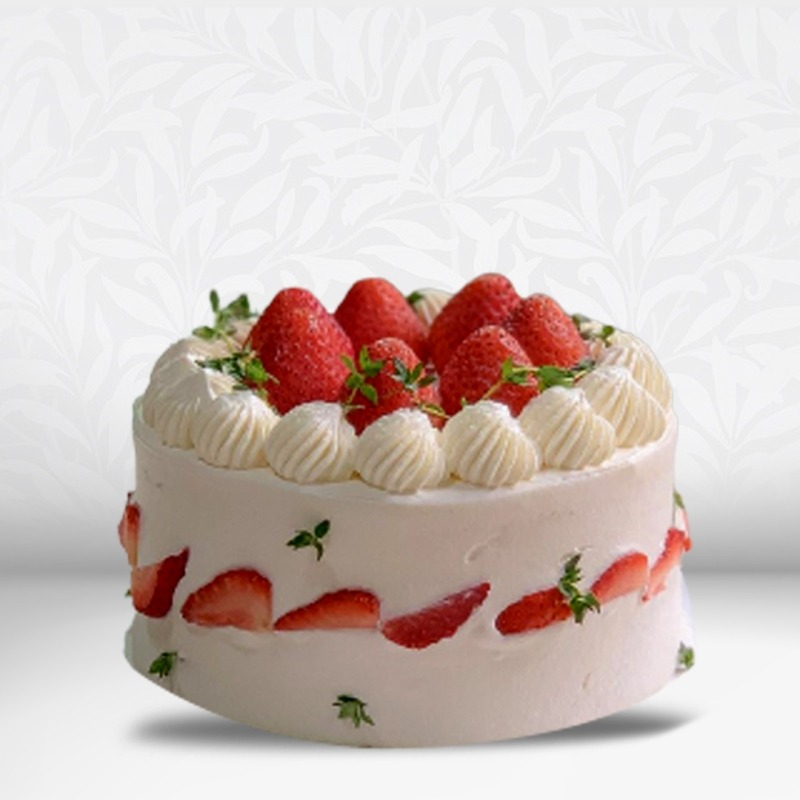 Enchantingly beautiful strawberry cake in Qatar